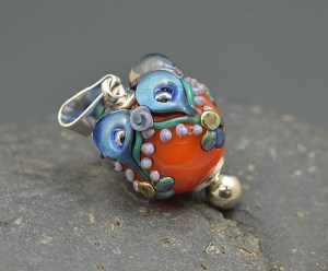 Coral Sea Bubble Crown - bead pendant
